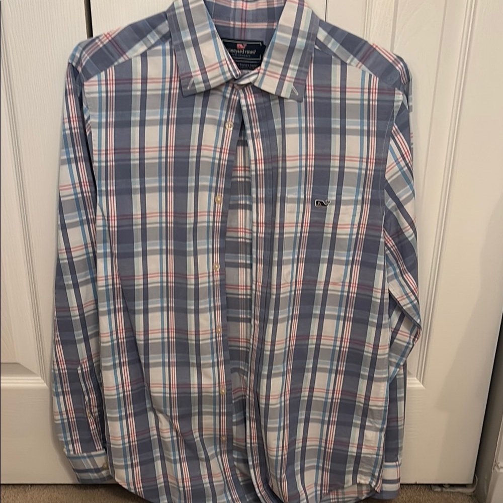 Vineyard Vines Blue and Red Casual Button Down Shirt with pocket size Small